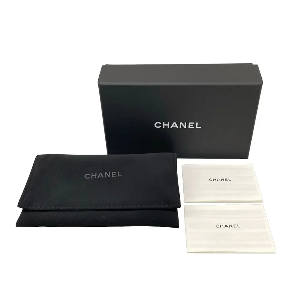 Chanel Matelasse Card Case AP0214